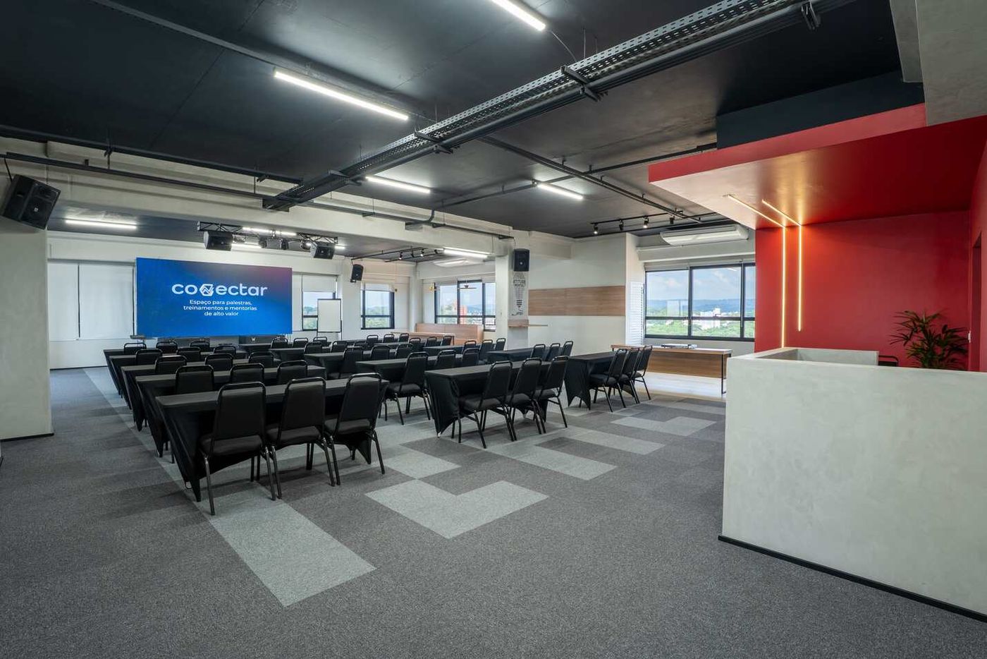 Entrada do espaço corporativo em Sorocaba
